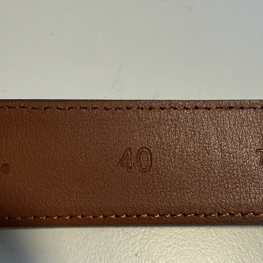 Johnston & Murphy taupe suede Belt sz 40